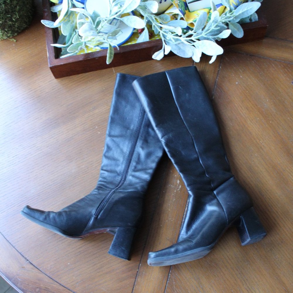 Nine West size 7 M long black boots